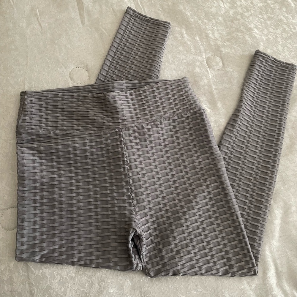 Textured high waist leggings